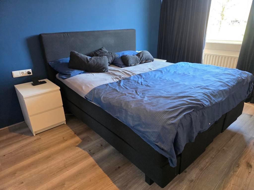 Swiss Sense elektrisch Boxspring 160x200!, Huis en Inrichting, Slaapkamer | Boxsprings, Ophalen, Gebruikt, Tweepersoons, Grijs