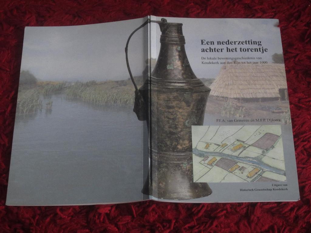 Koudekerk aan den Rijn-Een nederzetting achter het torentje., Ophalen of Verzenden, Gelezen