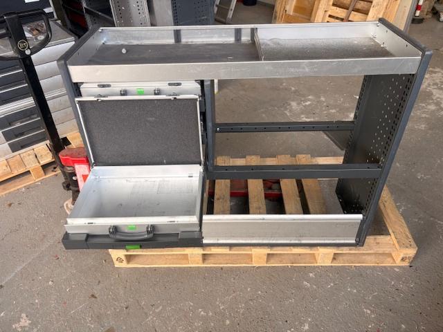 BOTT (2538) L127 B43 H101 €399, Ophalen, Zo goed als nieuw