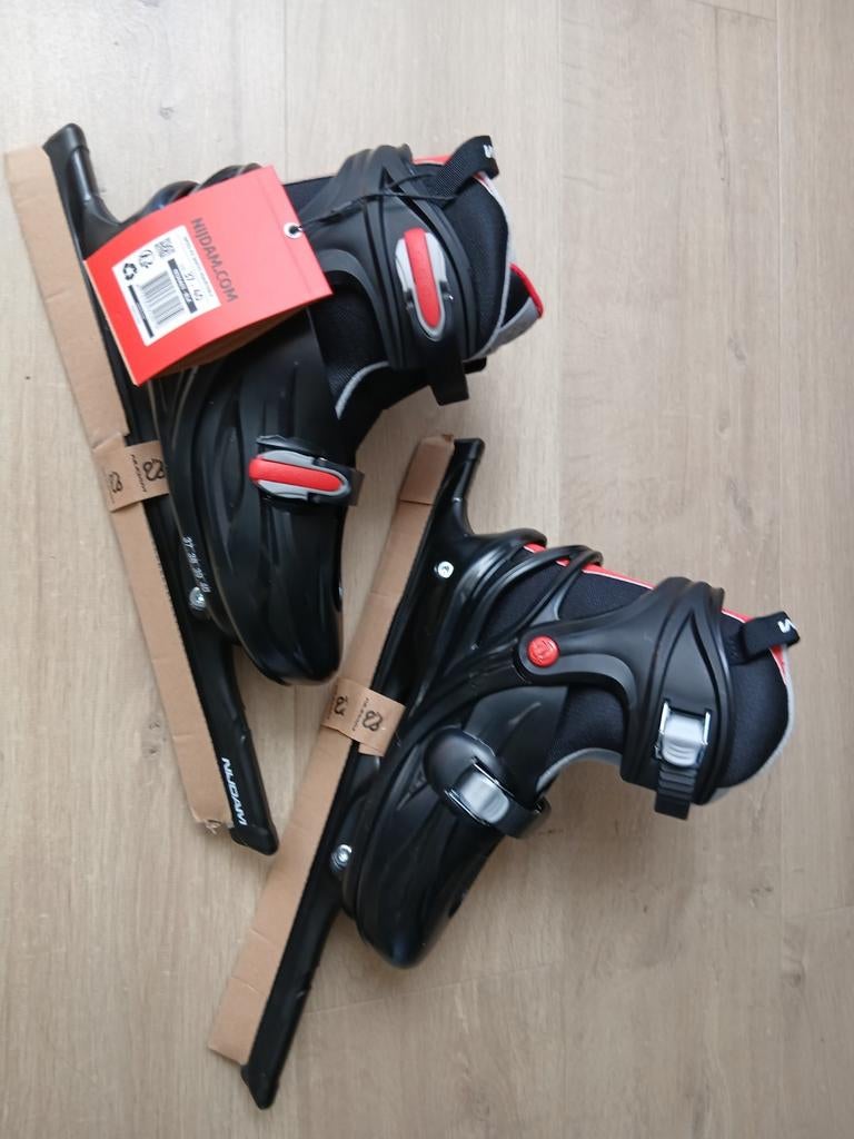 Nieuw verstelbare combinoren mt 37-40, Sport en Fitness, Schaatsen, Ophalen of Verzenden, Nieuw, Combinoren, Nijdam