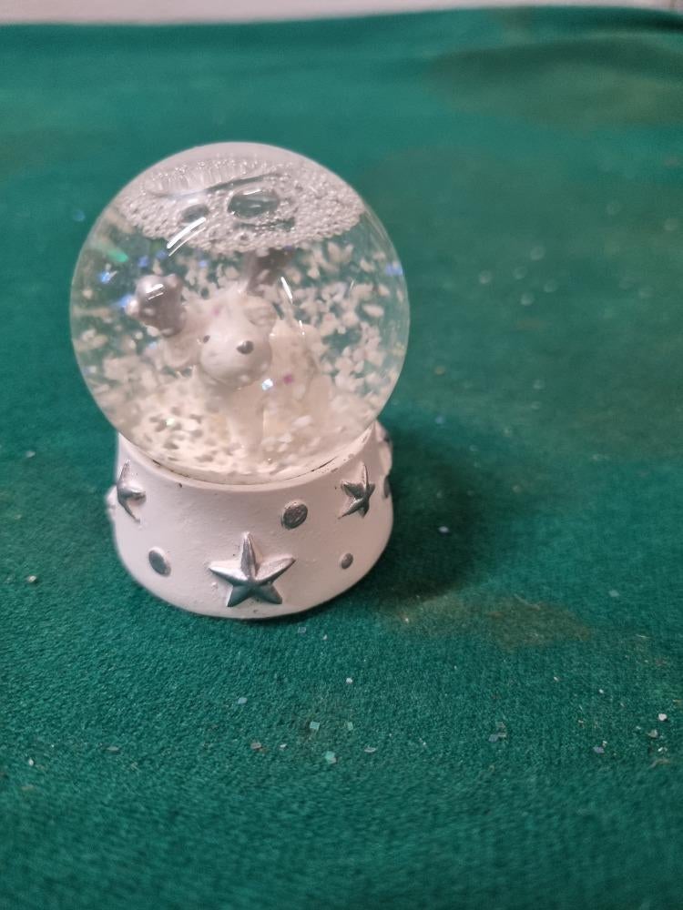 sneeuwbol klein met hert, Ophalen of Verzenden, 'T Olde Gre-j, Info@toldegrej.nl, Endepoelstraat 20f Didam