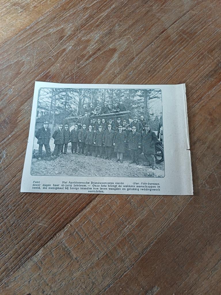 Knipsel jubileum brandweer Apeldoorn 1923, Verzamelen, Tijdschriften, Kranten en Knipsels, Ophalen of Verzenden, 1920 tot 1940