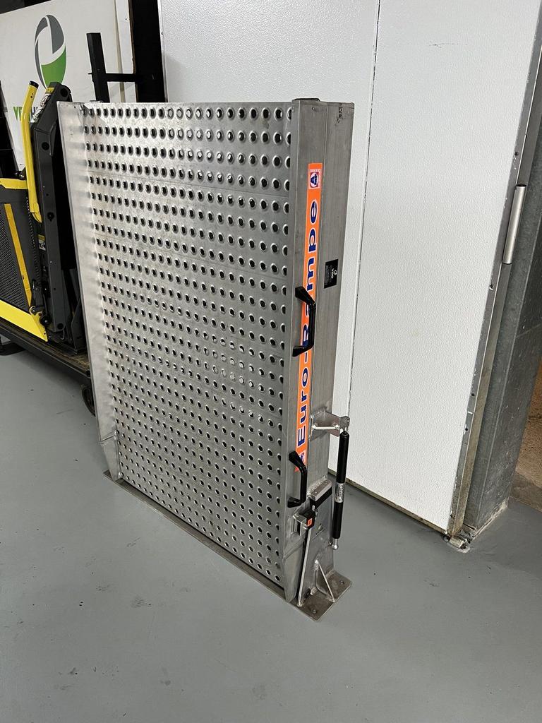 NIEUWE VOORRAAD Oprijplaat Rijplaat Rij plaat Oprijklep lift, Ophalen of Verzenden, -, -, -