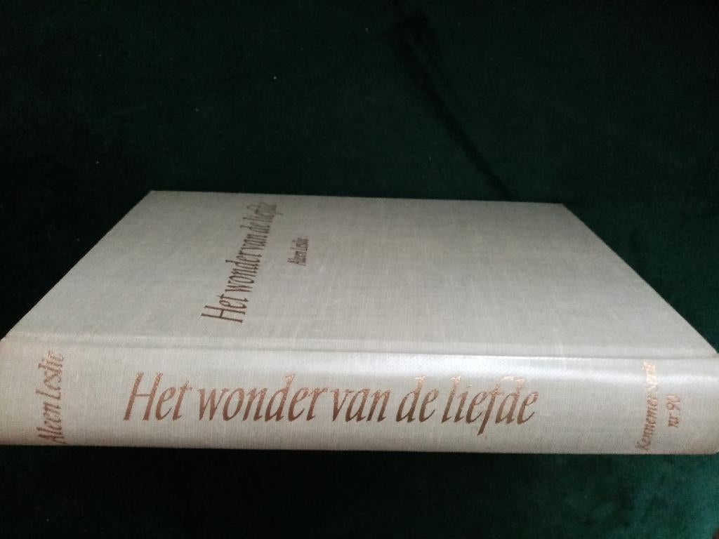 ALEEN LESLIE Het wonder van de liefde, Ophalen of Verzenden, Gelezen