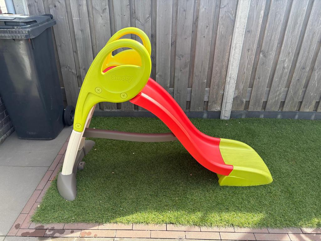 Smoby glijbaan met tuinslangaansluiting, Kinderen en Baby's, Speelgoed | Buiten | Speeltoestellen, Ophalen, Zo goed als nieuw
