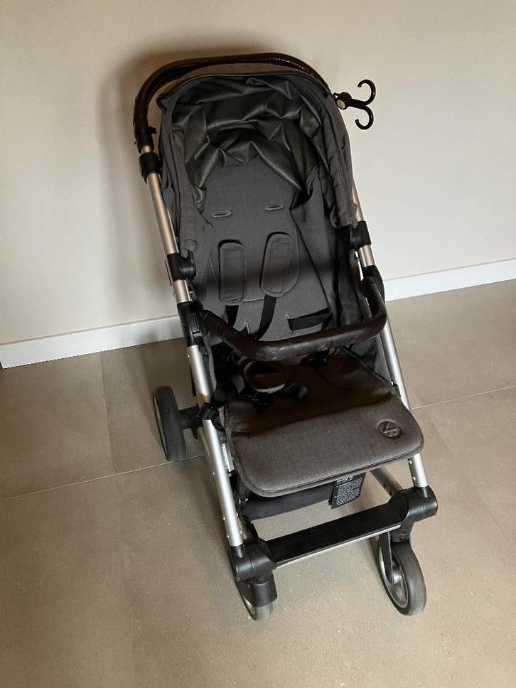 Buggy Mutsy Nexo, Kinderen en Baby's, Buggy's, Zo goed als nieuw, Overige merken, Verstelbare rugleuning, Zonnekap, Ophalen
