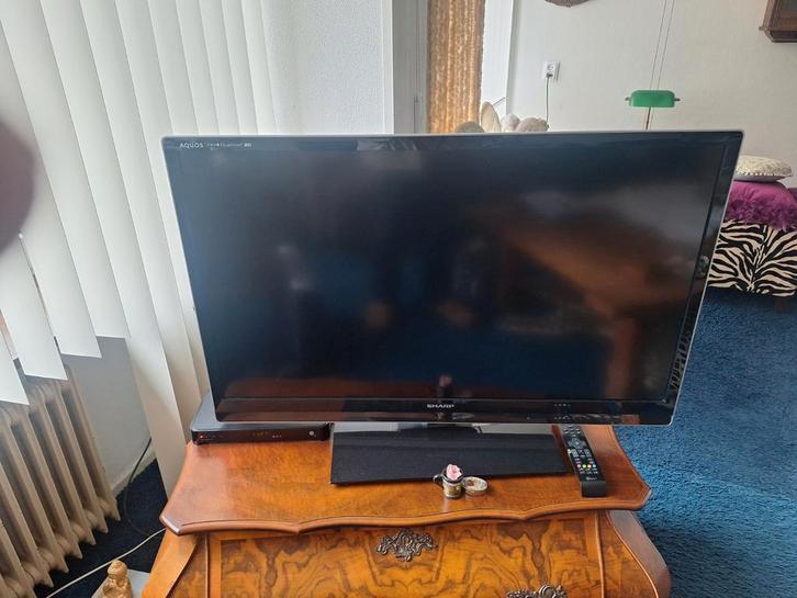 3D Sharp Aquos LED TV - Gebruikt, Audio, Tv en Foto, Televisies, Gebruikt, LED, 80 tot 100 cm, HD Ready (720p), Sharp, 50 Hz, Ophalen of Verzenden