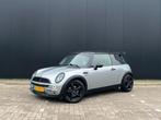 Mini 1.6 16V Cooper 2003 Grijs Custom!, Auto's, Voorwielaandrijving, Zwart, 4 cilinders, 4 stoelen