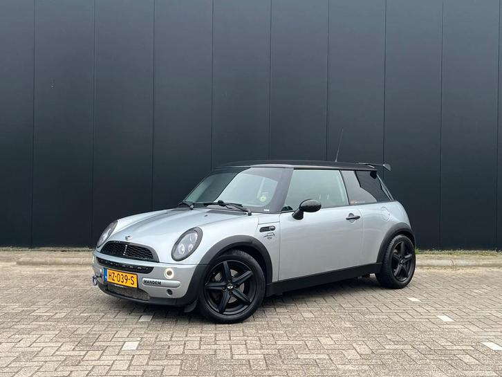Mini 1.6 16V Cooper 2003 Grijs Custom!, Auto's, Mini, Particulier, Cooper, ABS, Airbags, Airconditioning, Bluetooth, Centrale vergrendeling