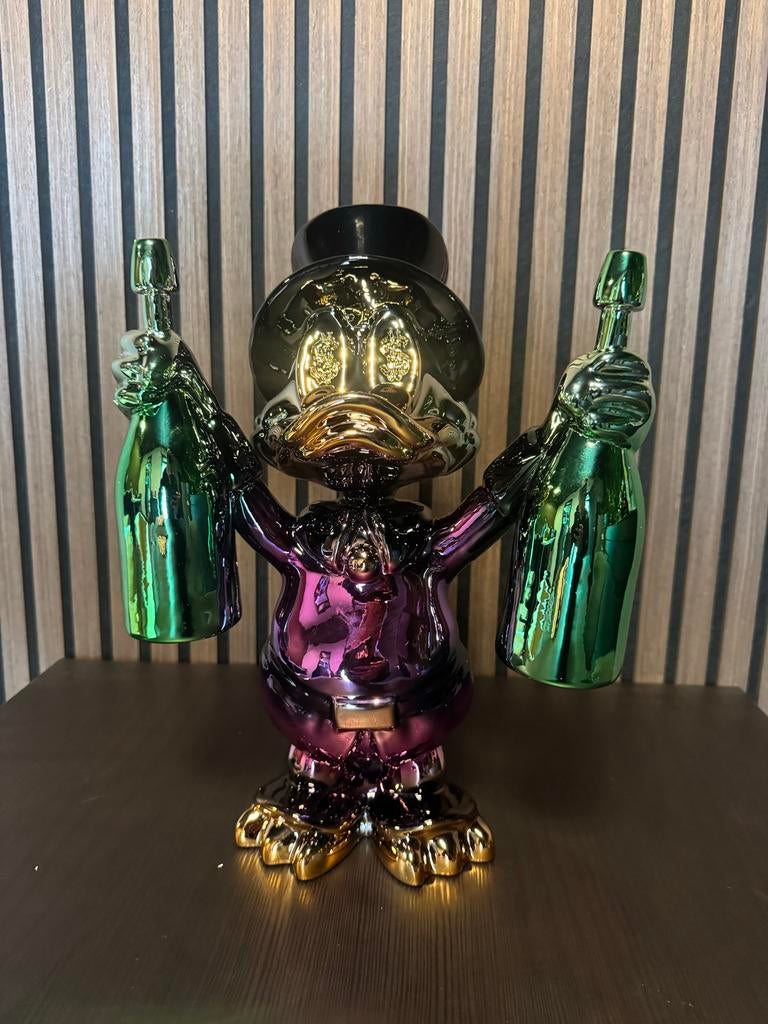 Popart Scrooge met champagne flessen Dagobert Duck Beeld, Ophalen, Overige onderwerpen, 20 - 50 cm, Beeld