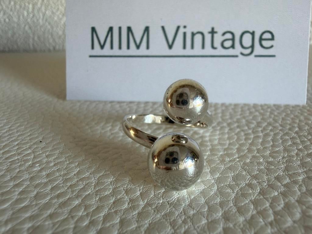H122/Zilveren Verstelbare Modernist BOLLEN ring, 18 tot 19, Gebruikt, Verzenden, X