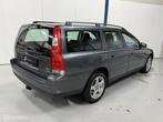 Volvo V70 2.5T AWD Edition AUTOMAAT, Automaat, Stoelverwarming, Gebruikt, 1598 kg