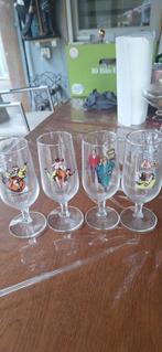 Vintage bierglazen met grappige plaatjes - set van 4, Antiek en Kunst, Antiek | Glas en Kristal, Ophalen of Verzenden