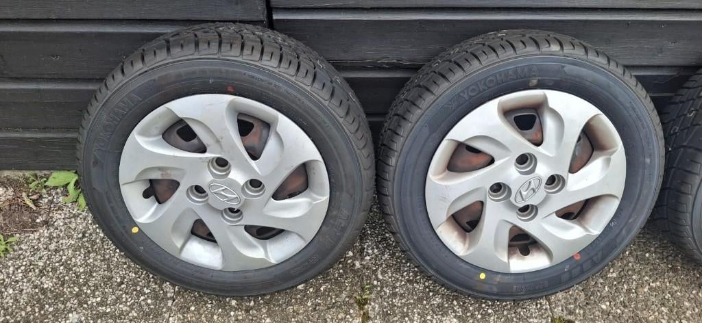 Nieuwe Yokohama banden op velg 175/60 R13 77H, Ophalen, Overige, 13 inch, 175 mm