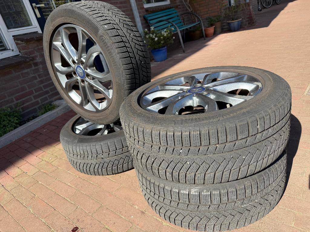 Originele Mercedes 17" velgen (5x112) met winterbanden, Ophalen, Gebruikt, Banden en Velgen, 17 inch