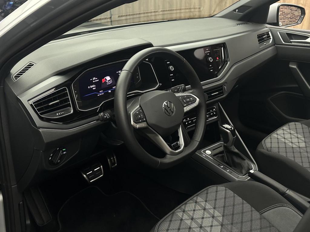 Volkswagen Polo 1.0 TSI R-Line IQ CAMERA PANO BEATS VIRTUAL, Stof, Gebruikt, Euro 6, 116 pk