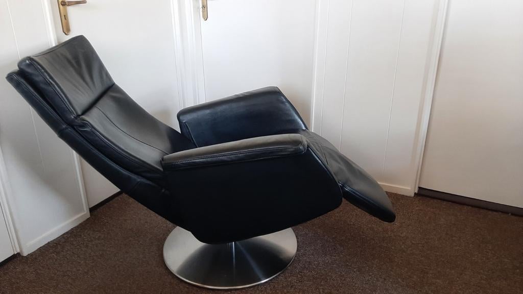 Prominent relax fauteuil
maat L
Kleur zwart
Draaipoot, Huis en Inrichting, Fauteuils, Ophalen, Gebruikt, Minder dan 75 cm, Leer