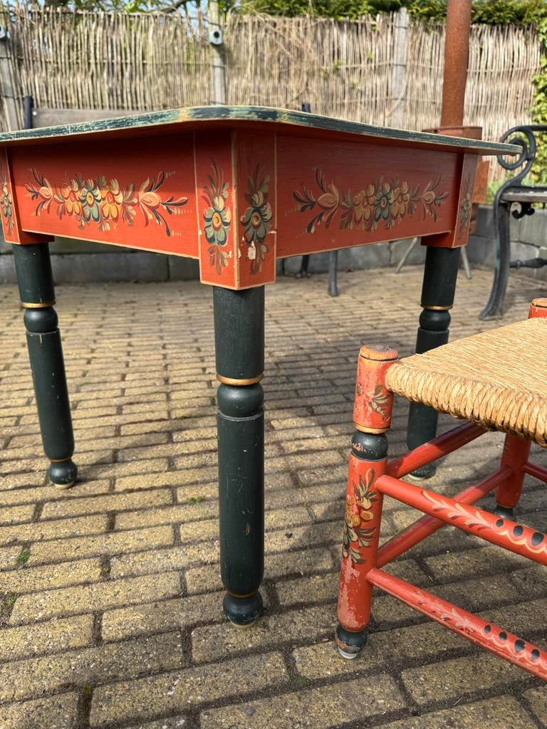 Origineel Hindeloopen kindertafeltje en stoeltje (ca. 1950), Ophalen of Verzenden