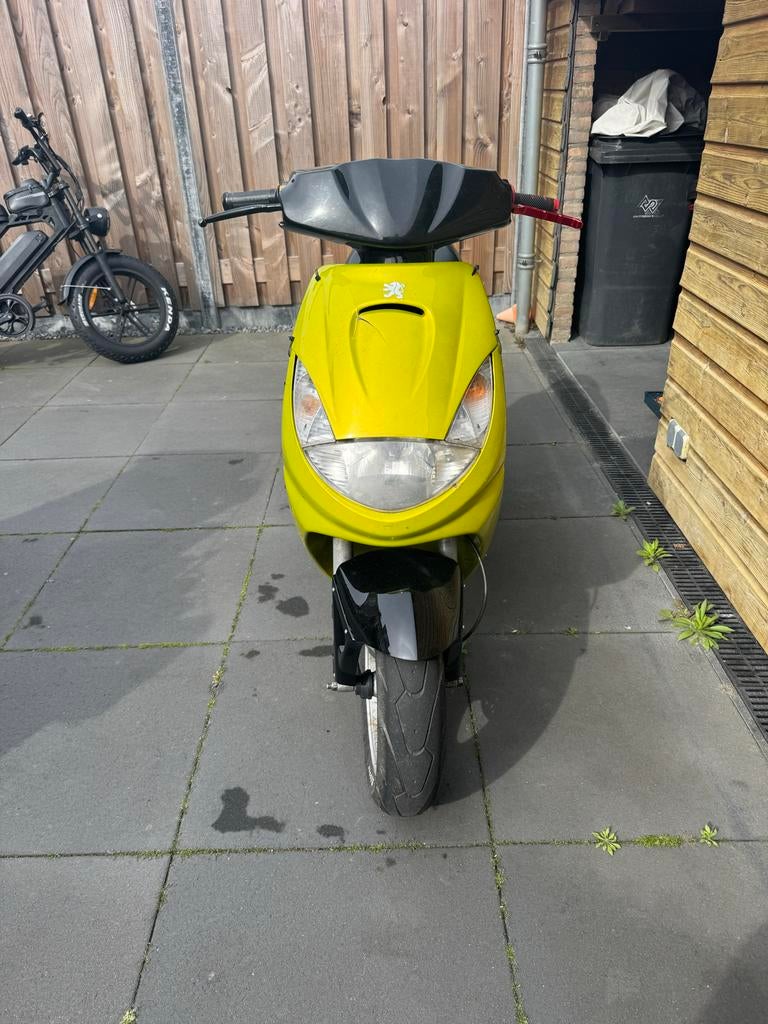 Peugeot Vivacity 70cc met lichte kap schade, Ophalen, Gebruikt, Overige modellen, Maximaal 45 km/u
