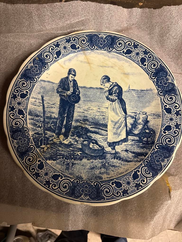 Antiek Delfts Blauw Wandbord - 'L'Angelus' J.F. Millet 1857, Ophalen of Verzenden