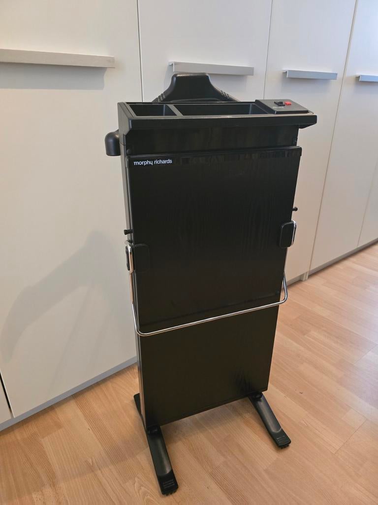 Broekenpers, Ophalen