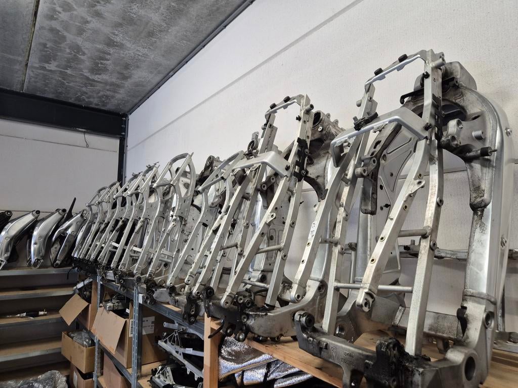 Frames Aprilia RSV Mille / Tuono gen1 en gen2 en Falco, Ophalen, Aprilia, Aprilia, Aprilia