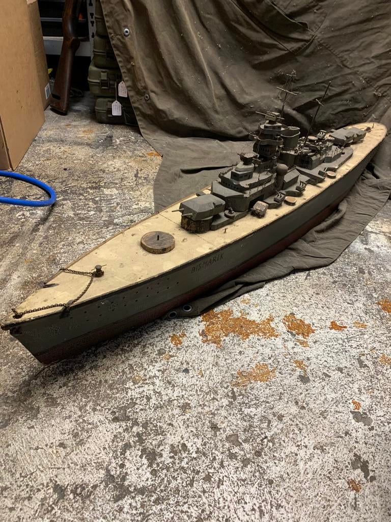 Bismarck maquette / model wo2 jaren 1940, Ophalen, N, N, N