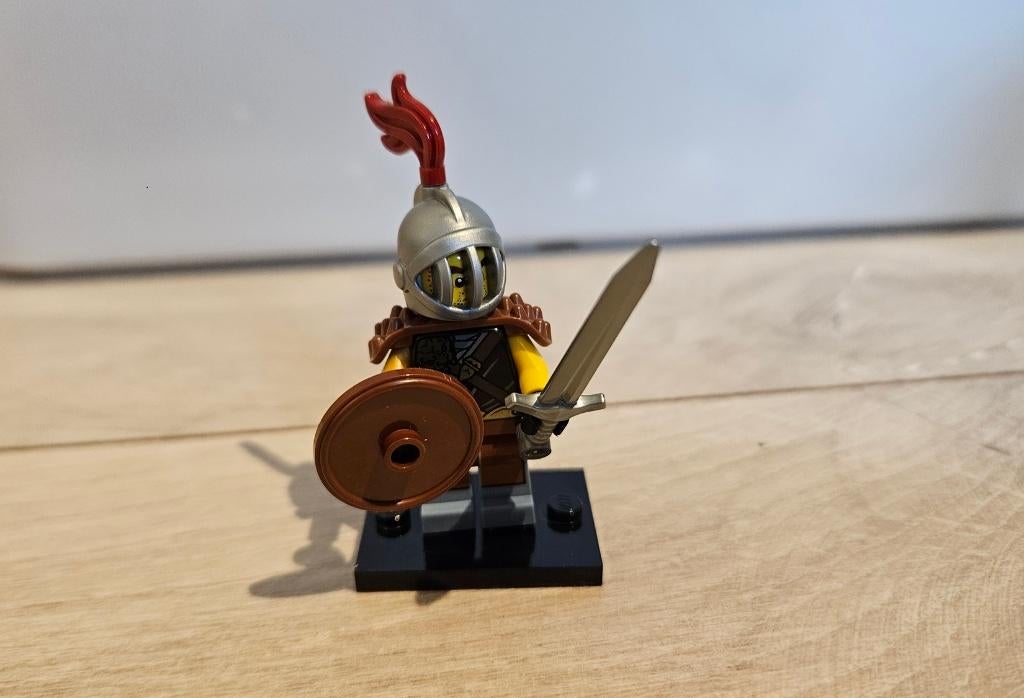 Colosseum gladiator minifiguur (10276), Kinderen en Baby's, Speelgoed | Duplo en Lego, Lego, Ophalen of Verzenden, Zo goed als nieuw