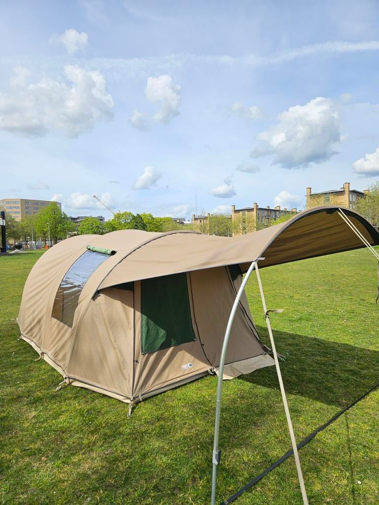 Falco Buizerd familietent, Ophalen, Gebruikt, Tot en met 4