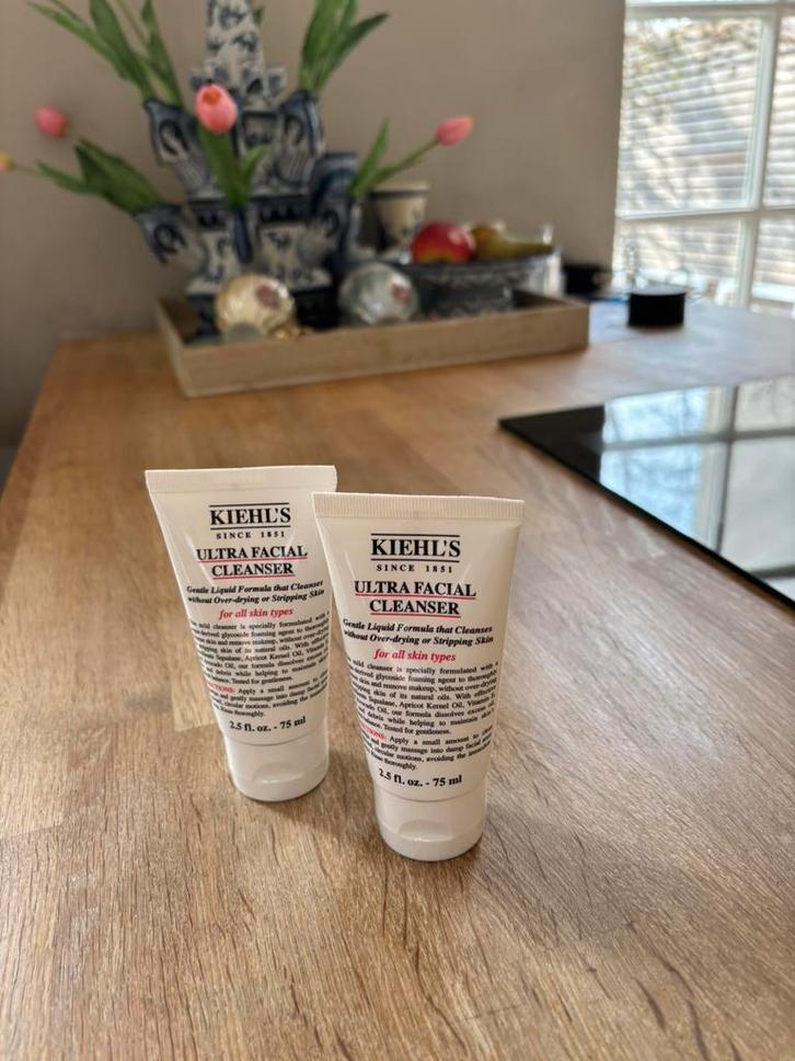 2 stuks Kiehl's Ultra Facial Cleanser - Nieuw en Geseald, Sieraden, Tassen en Uiterlijk, Uiterlijk | Gezichtsverzorging, Nieuw