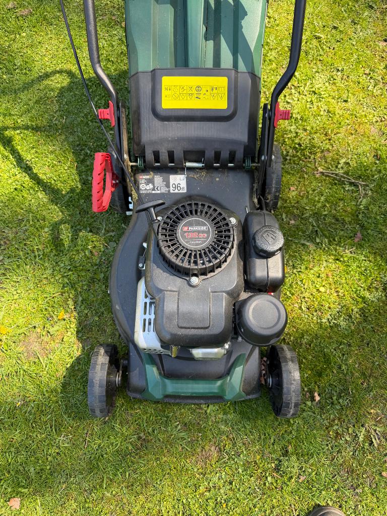 Grasmaaier, Tuin en Terras, Grasmaaiers, Cirkelmaaier, Gebruikt, Ophalen of Verzenden, Parkside