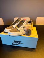 Nike Air Jordan 1 Low Reverse x Travis Scott Mocha, Kleding | Heren, Schoenen, Ophalen of Verzenden, Nieuw, Bruin, Sneakers of Gympen