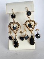 Antieke gouden oorhangers met granaten 1860-1880, Ophalen of Verzenden, Goud, Oorbellen, Met edelsteen