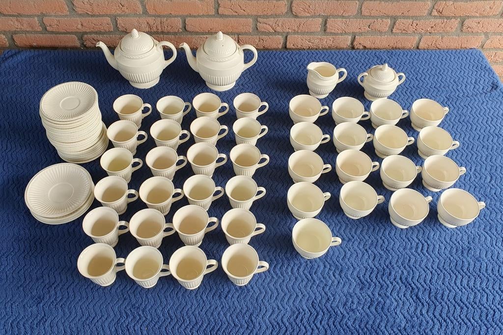 Groot Wedgwood Etruria Barlaston theeservies, Huis en Inrichting, Keramiek, Ophalen of Verzenden, Zo goed als nieuw, Wedgwood