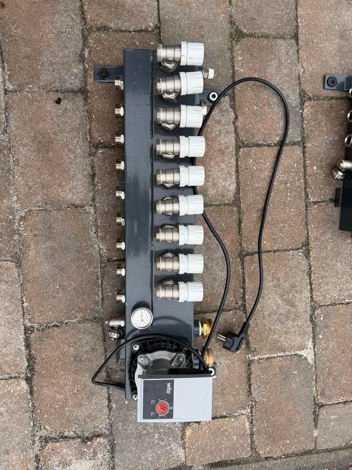 Mengverdelers vloerverwarming met Wilo pomp (9 en 3 groepen), Doe-het-zelf en Verbouw, Verwarming en Radiatoren, Gebruikt, Overige typen