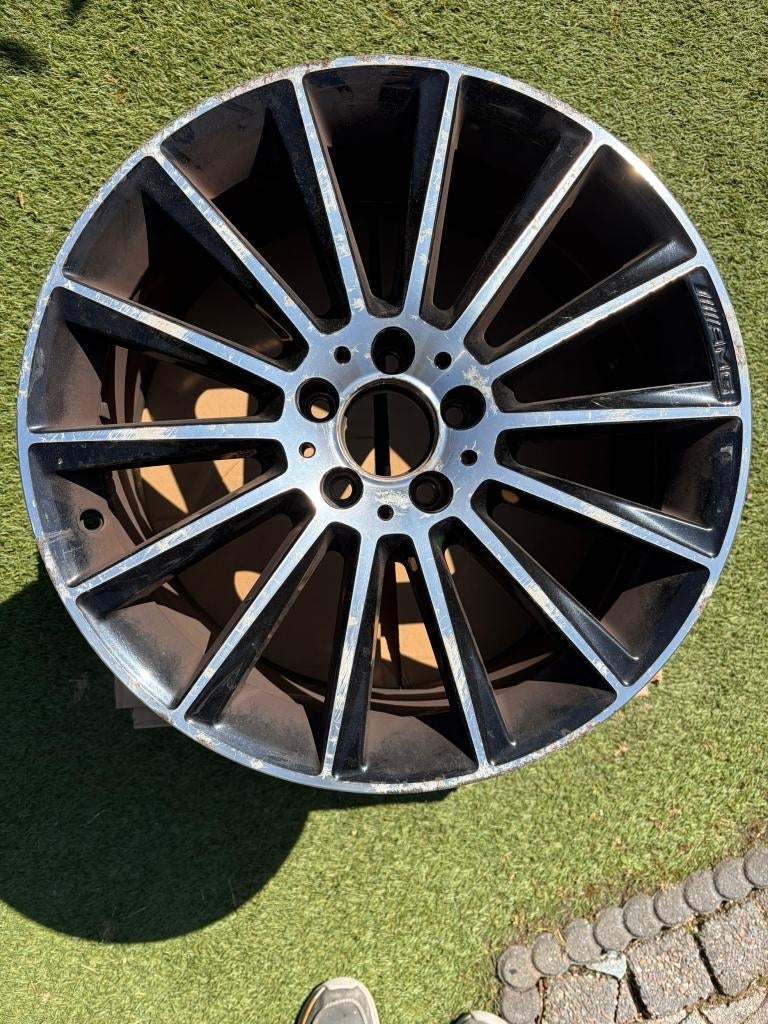 Originele Mercedes Velg voor W205 C-klasse 3 stuks, Auto-onderdelen, Banden en Velgen, Gebruikt, 255 mm, Velg(en), All Season