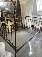 antiek ijzeren frans ledikant, Ophalen