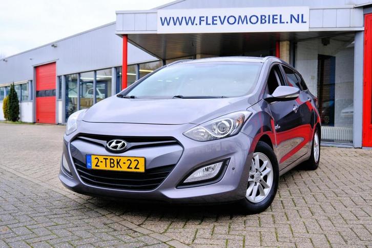 Hyundai I30 Wagon 1.6 GDi i-Motion Clima|Cruise|Navi|Camera, Auto's, Hyundai, Bedrijf, Te koop, i30, ABS, Airbags, Airconditioning