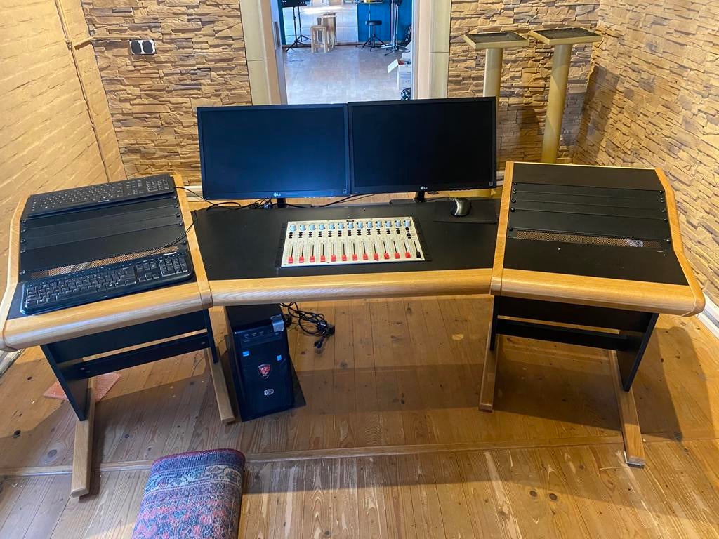 SLP Neos 24/2 studio mixing console incl. studio desk, Muziek en Instrumenten, Ophalen
