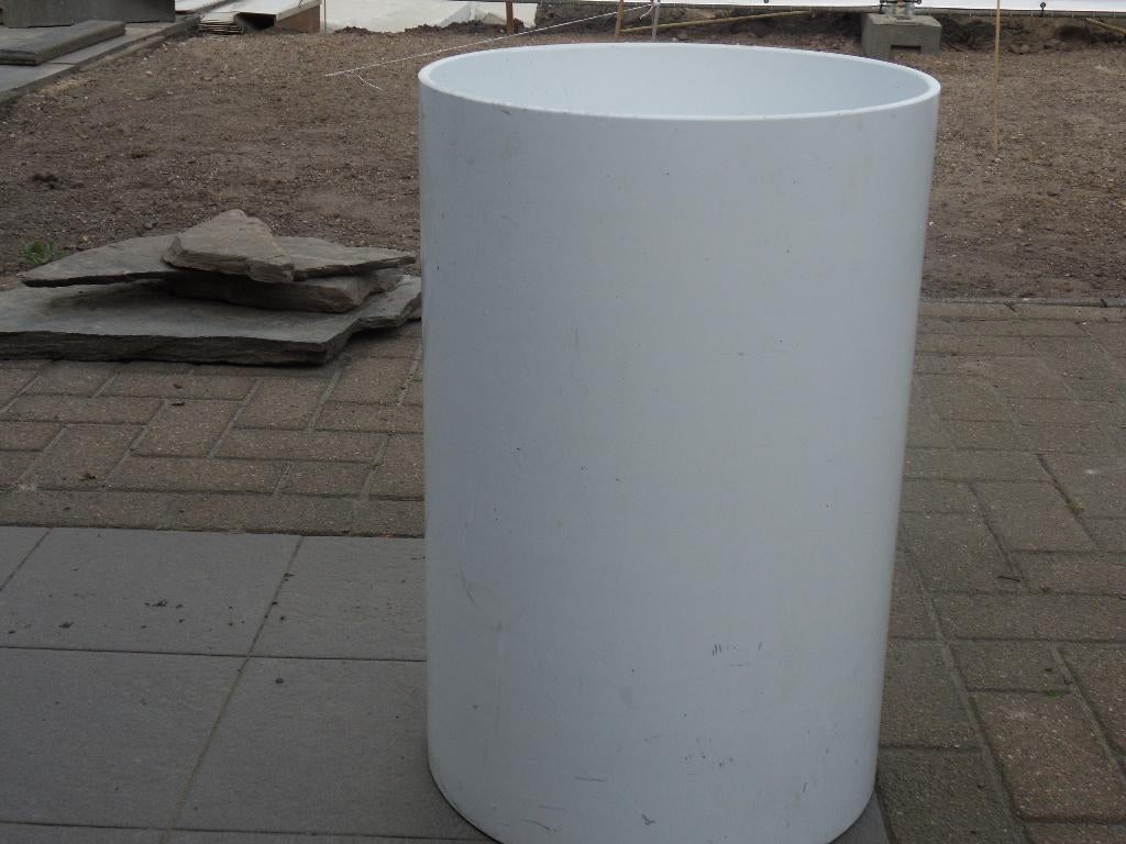 Witte plantenbak van kunststof, Tuin en Terras, Bloembakken en Plantenbakken, Ophalen, Kunststof, Gebruikt, Rond