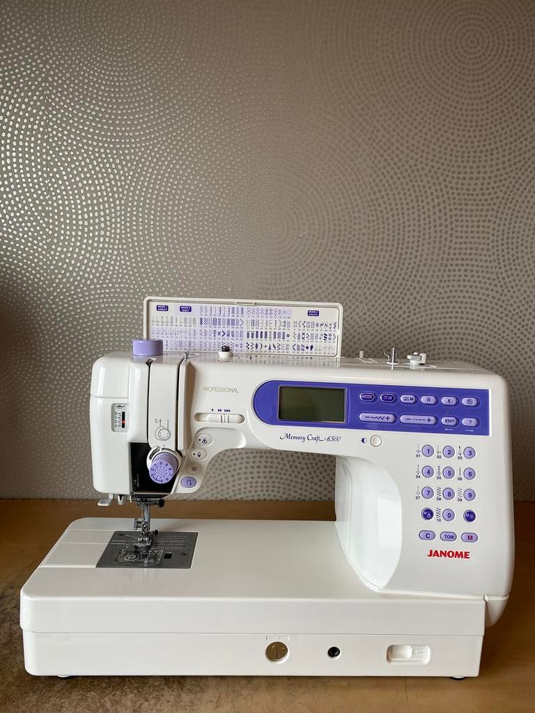 SEMI INDUSTRIE NAAIMACHINE JANOME MEMORY CRAFT 6500P, Gebruikt, Ophalen of Verzenden, Naaimachine, Industrieel