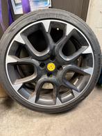 Abarth 595 Competizione 17” velgen met banden, Auto-onderdelen, Ophalen, Gebruikt, Banden en Velgen, 17 inch