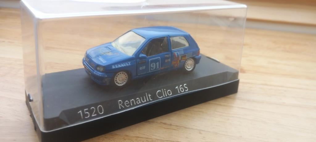 Renault clio 16v, Ophalen of Verzenden, Zo goed als nieuw, Auto, Solido