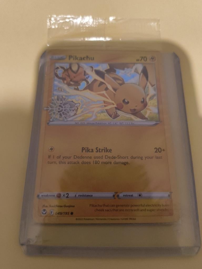 Pikachu Pokémon Kaart 049/195 - Zo goed als nieuw, Hobby en Vrije tijd, Verzamelkaartspellen | Pokémon, Ophalen of Verzenden, Zo goed als nieuw