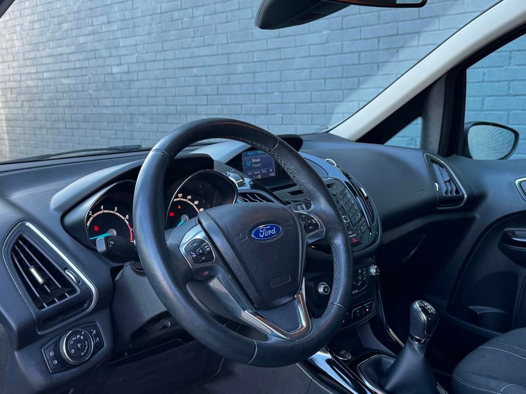 Ford B-Max 1.0 EcoBoost Titanium|CAMERA|NAVI|PSENSOR|CRUISE|, Auto's, Ford, 101 pk, Gebruikt, Start-stop-systeem, Zwart