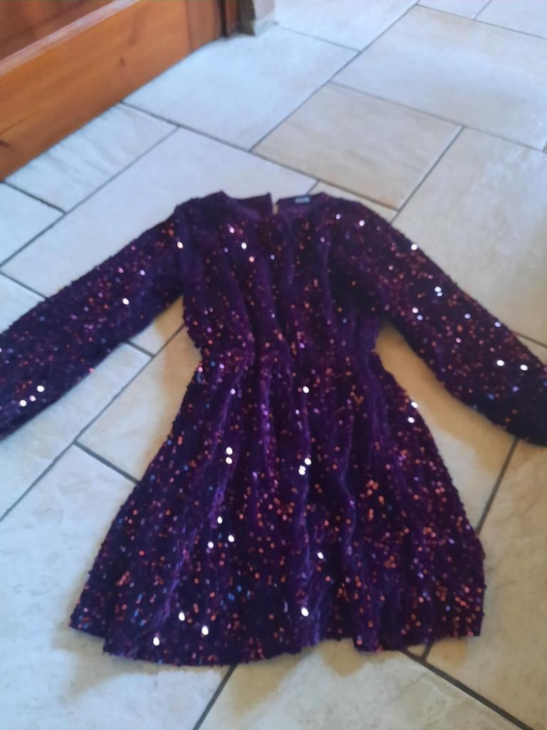 Paarse glitter jurk maat 146, Kinderen en Baby's, Kinderkleding | Maat 146, Europe Kids, Meisje, Ophalen of Verzenden, Zo goed als nieuw