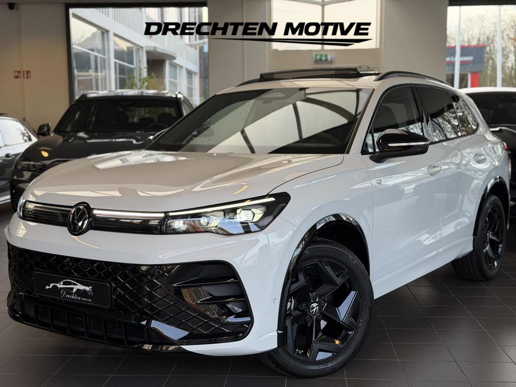 Volkswagen Tiguan 1.5 eTSI R-Line / Pano / Head-up / 360, 15 km/l, 4 cilinders, 150 pk, Wit