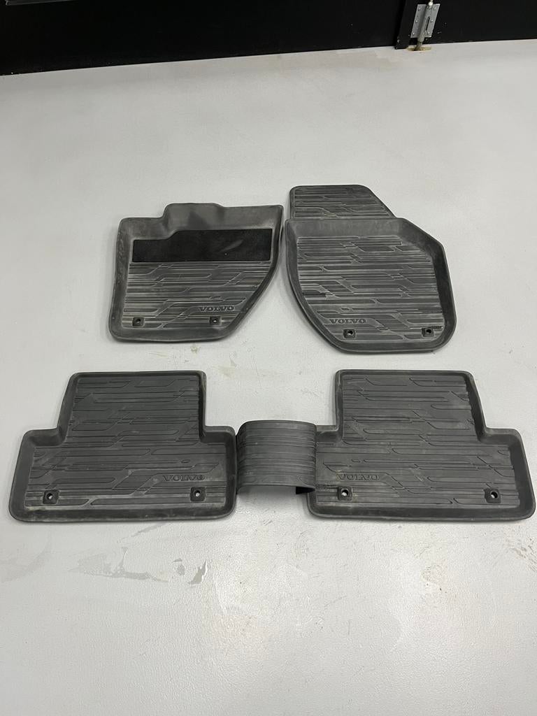 Originele rubberen automatten Volvo V40 vanaf 2012-2019, Ophalen of Verzenden, Zo goed als nieuw