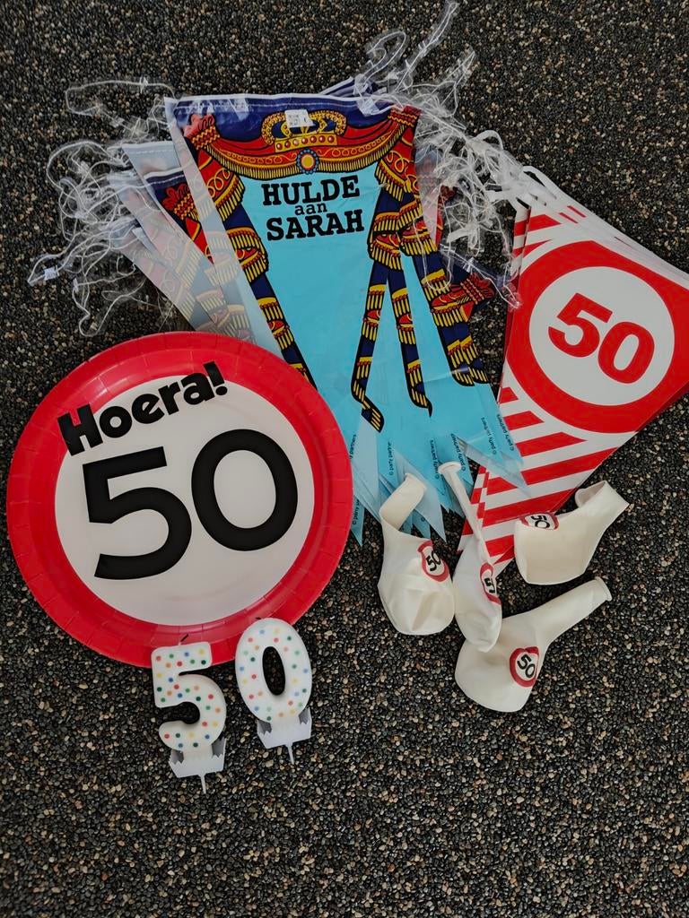 Sarah 50 jaar feestartikelen GRATIS, Ophalen of Verzenden, Nieuw, Feestartikel, Abraham of Sarah