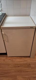 Koelkast Miele, tafelmodel, Witgoed en Apparatuur, 100 tot 150 liter, Ophalen, 85 tot 120 cm, Zonder vriesvak